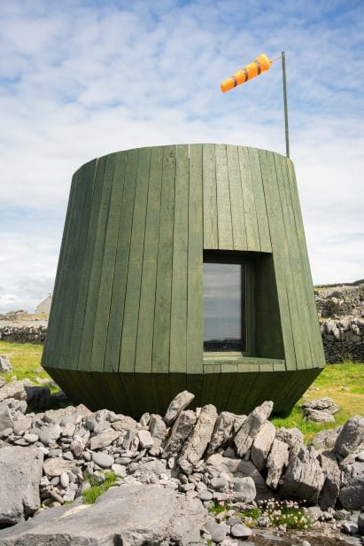 Off-grid artists cabin