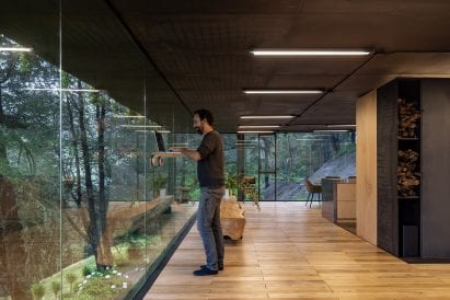 Extension with jungle views