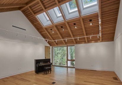Galleries are included in the complex