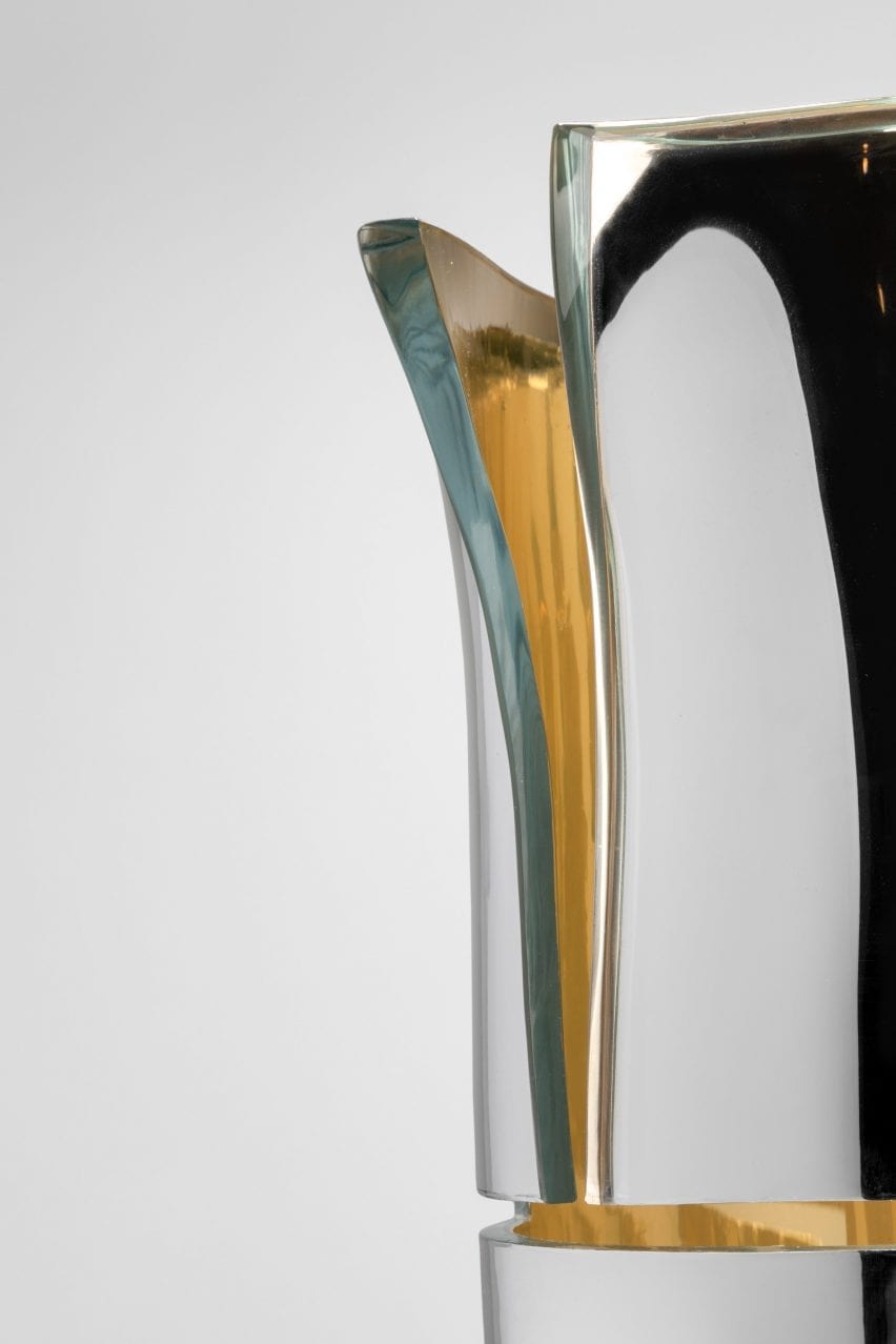 Cut Mirror Vase by Front