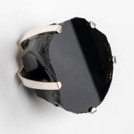 Obsidianian Mirror by Front
