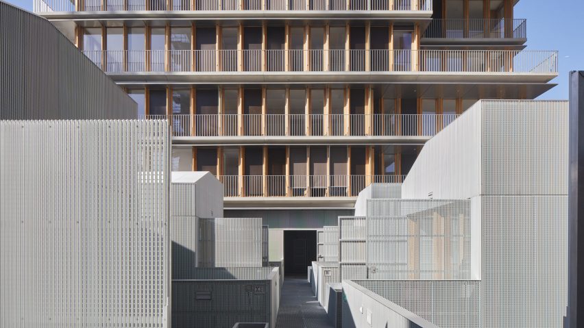 A mixed-use development in Paris by Moussafir Architectes and Nicolas Hugoo Architecture