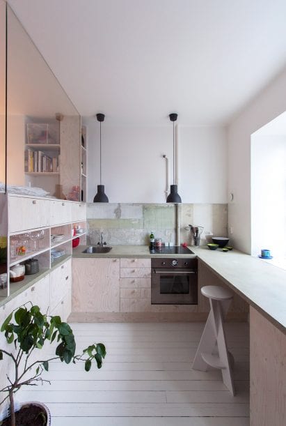 U-shaped kitchen