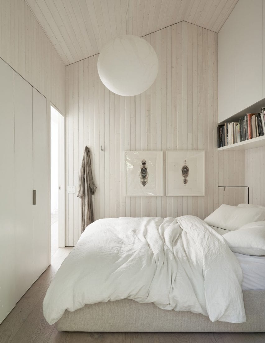 Studio DIAA floating home