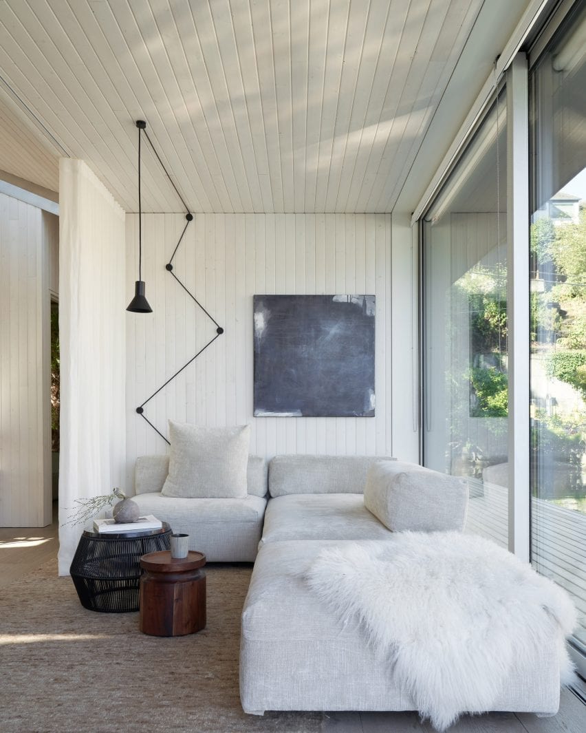 Studio DIAA floating home