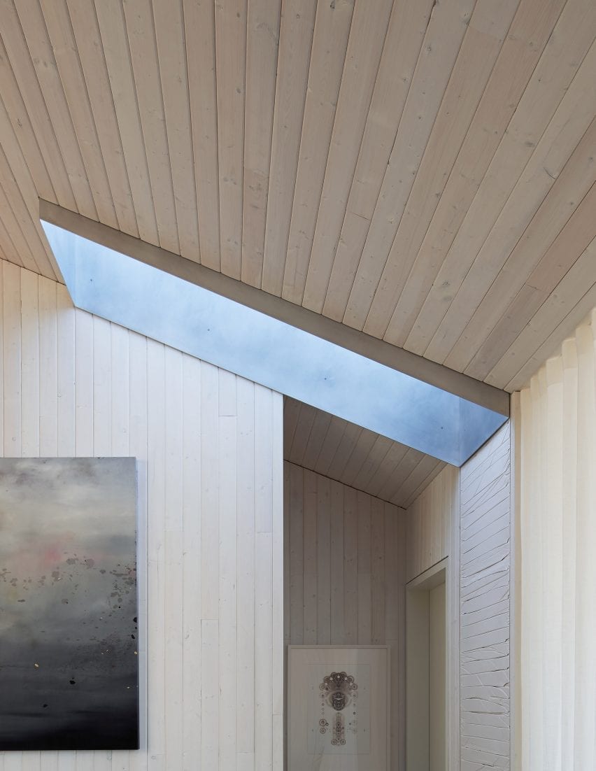 Studio DIAA floating home