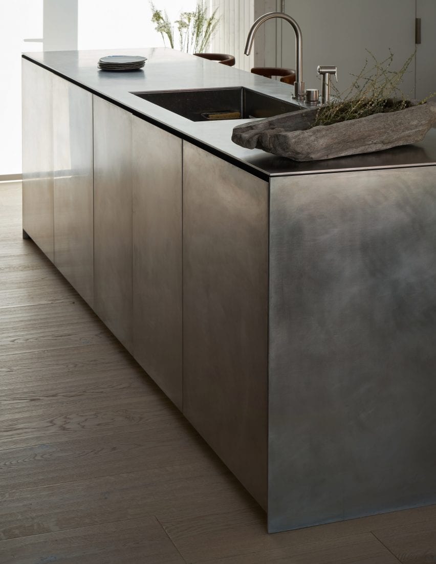 Studio DIAA floating home