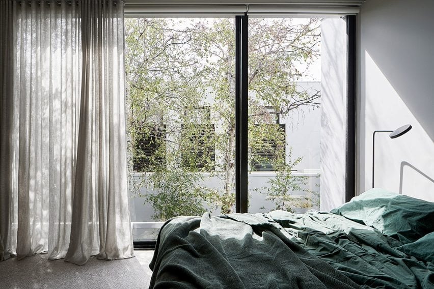 Cunningham Street residence by Studio Four