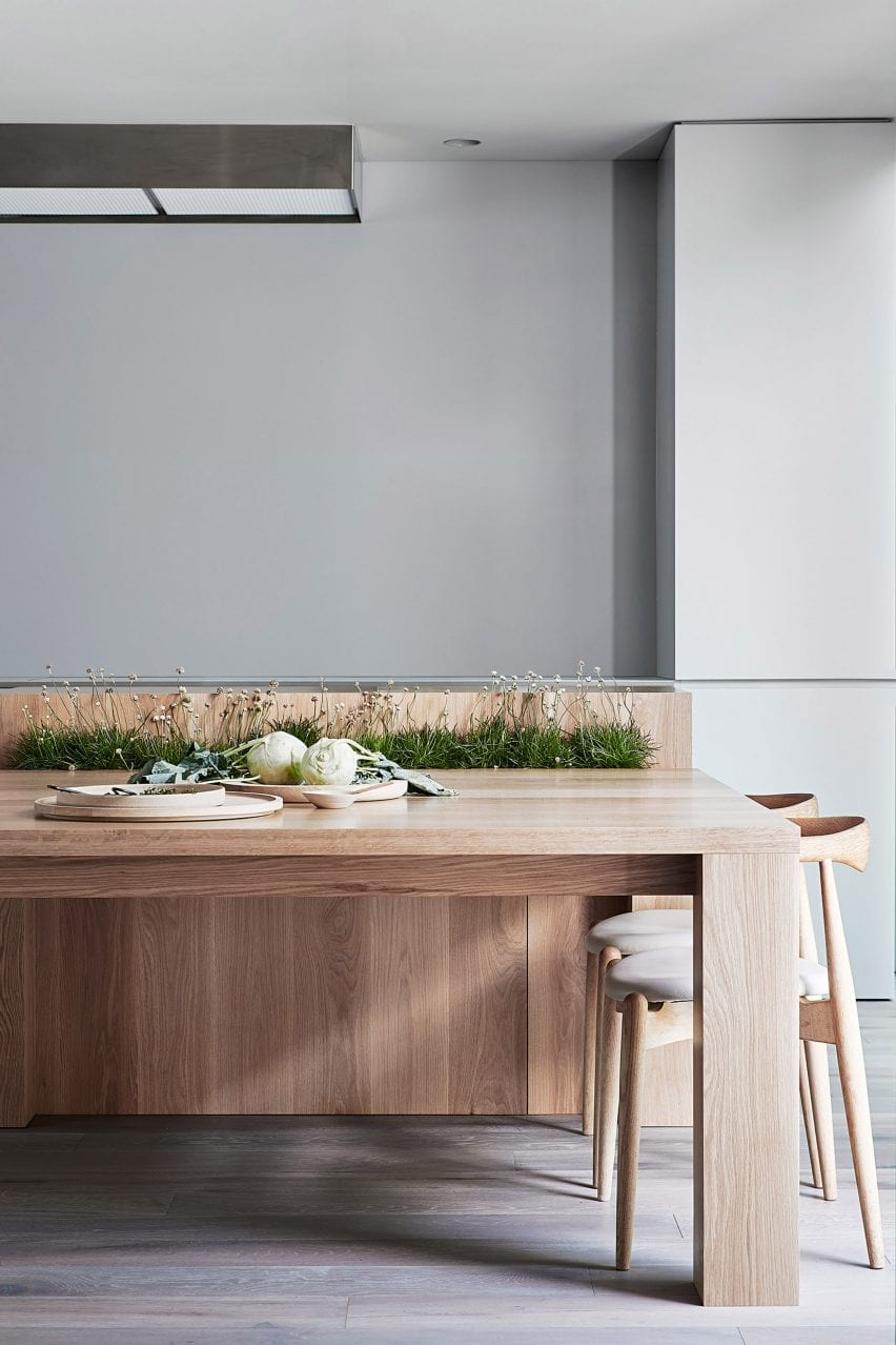 Cunningham Street residence by Studio Four