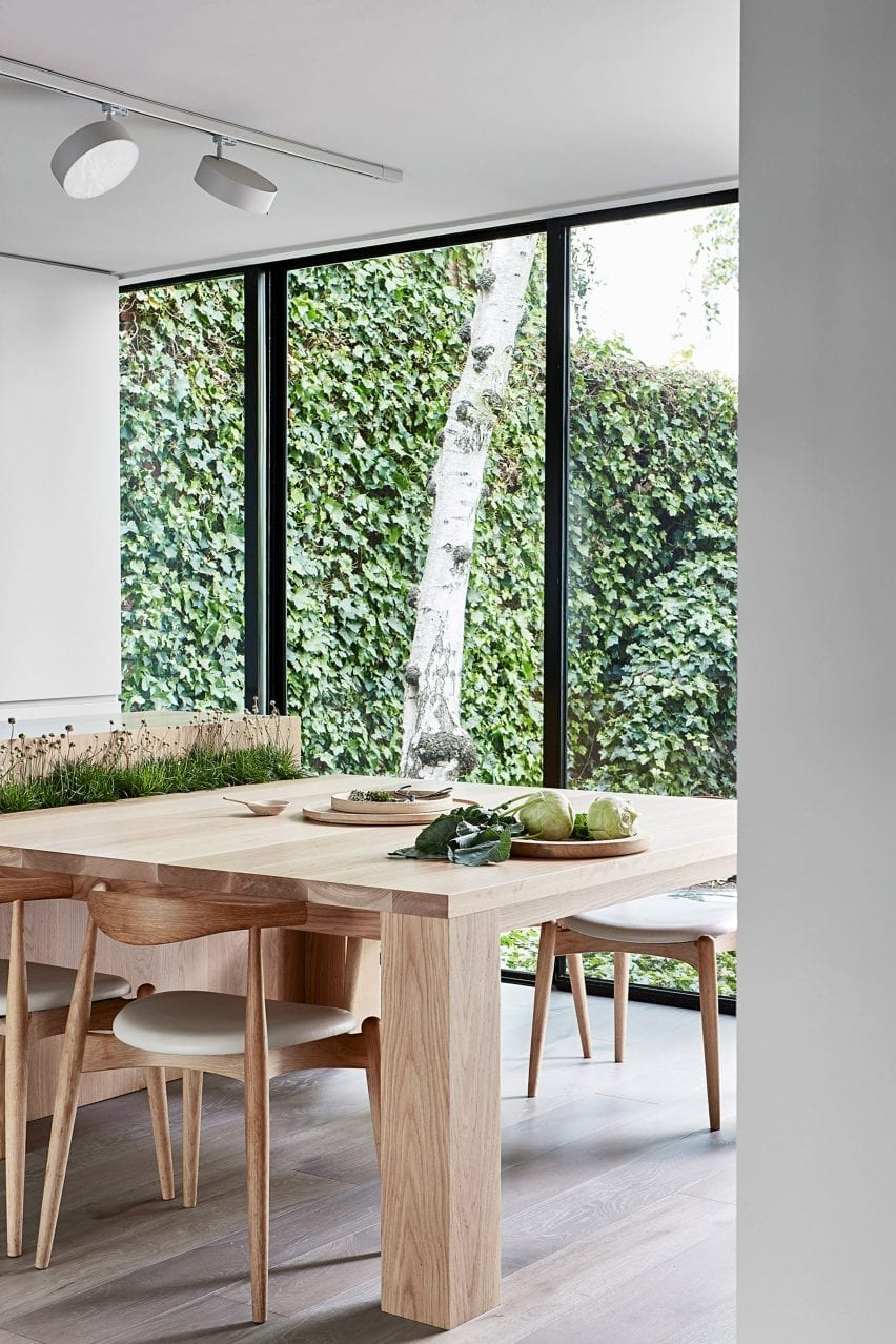 Cunningham Street residence by Studio Four