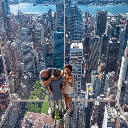 Kohn Pedersen Fox adds glass elevator to supertall One Vanderbilt in New York