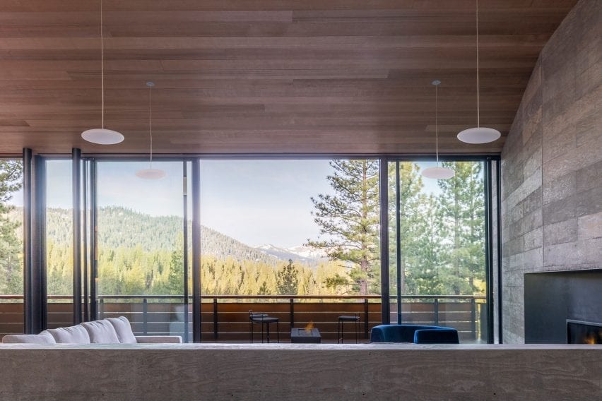Pacific Crest view from the living space