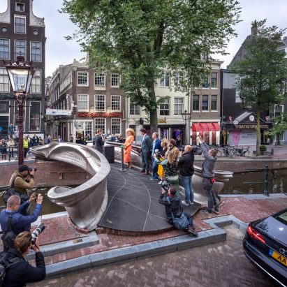 Commenter says 3D-printed bridge “looks like it was randomly plopped onto the site”