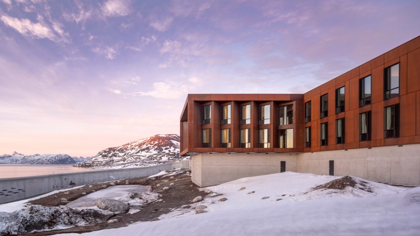 Weathering steel cladding