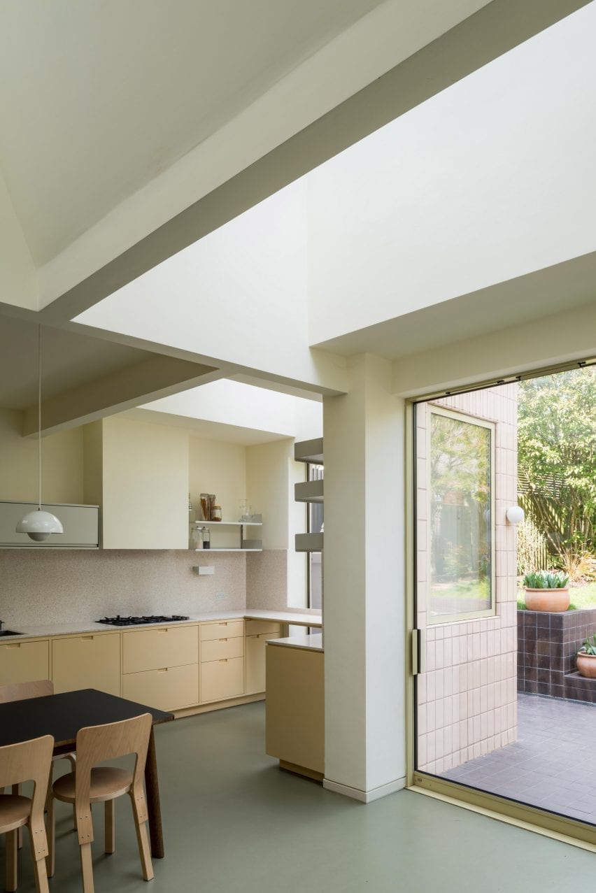 Mount View house renovation by Archmongers