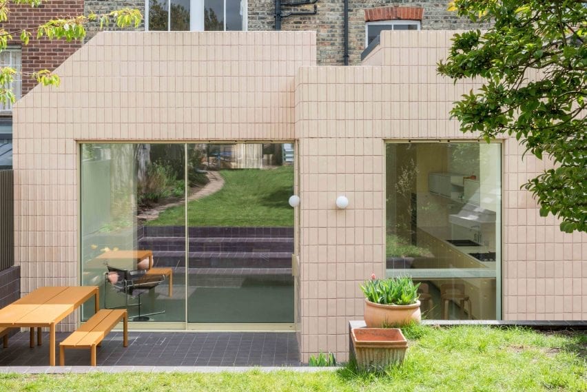Mount View house renovation by Archmongers
