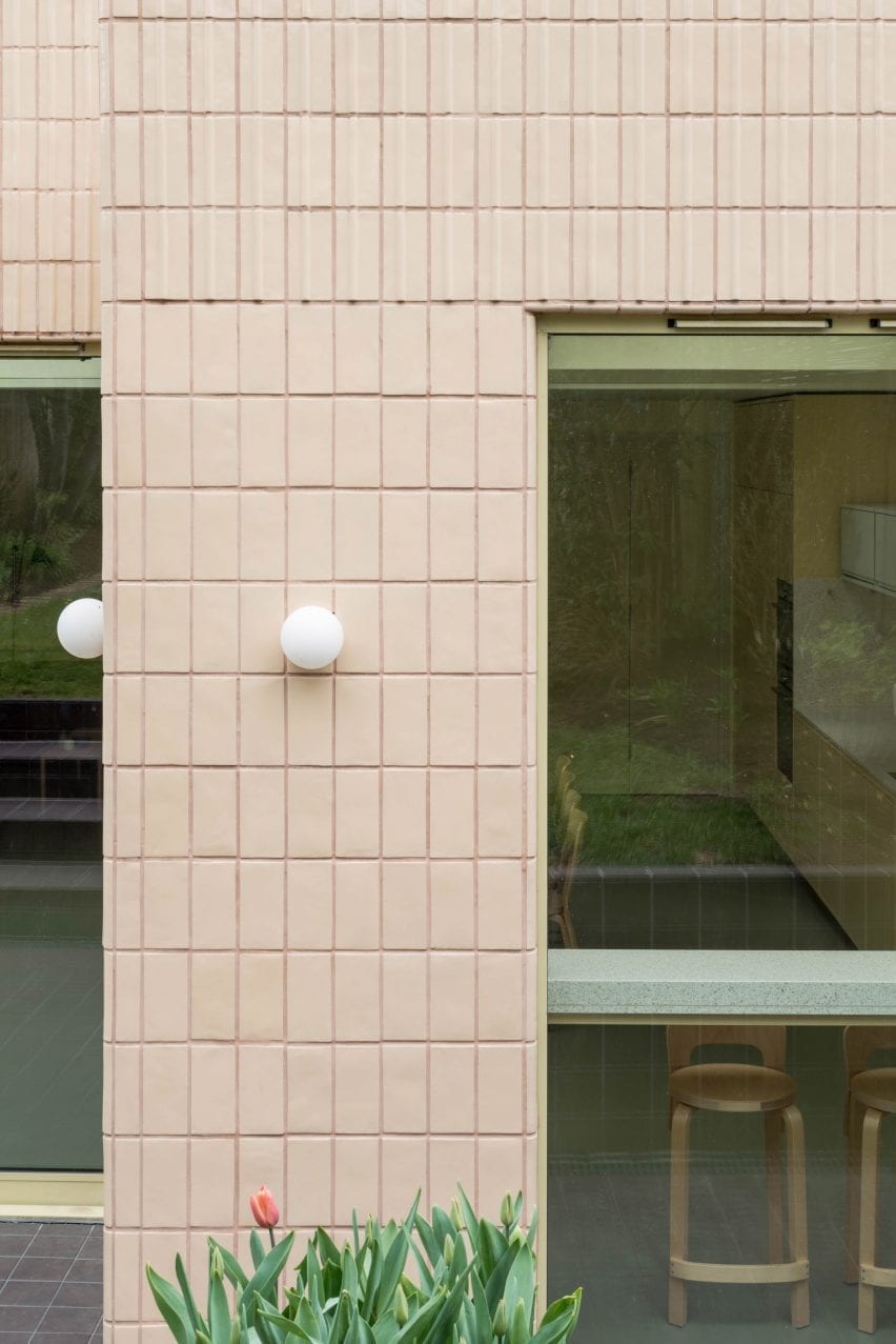 Mount View house renovation by Archmongers