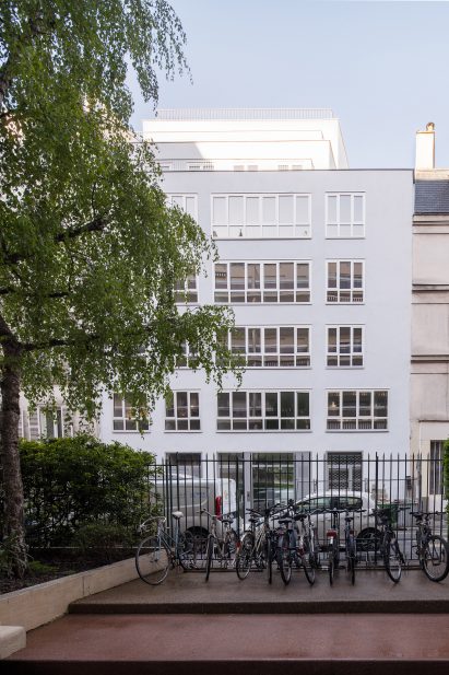 A white social housing block in Paris