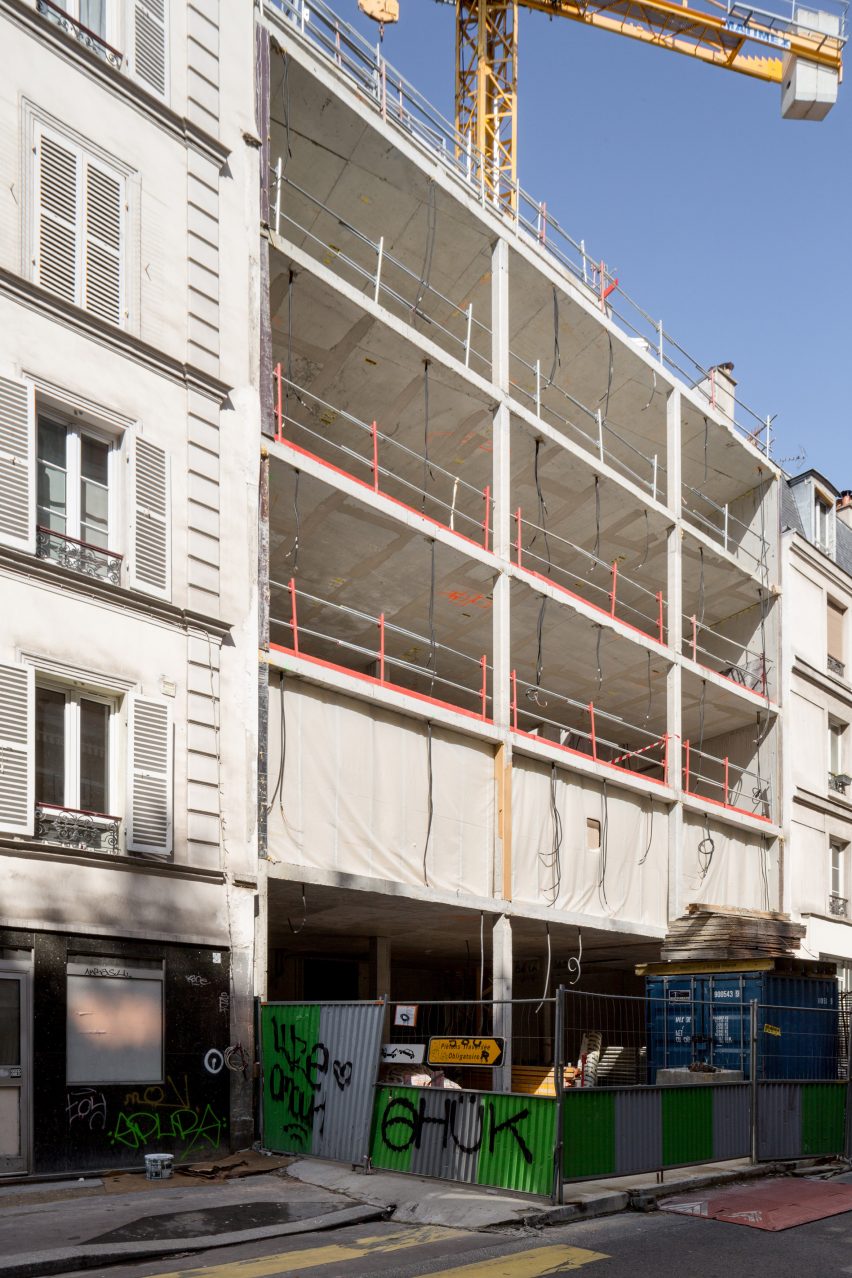 social housing by Barrault Pressacco