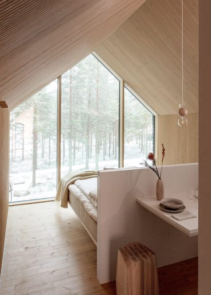 Gable ended bedroom by studio puisto