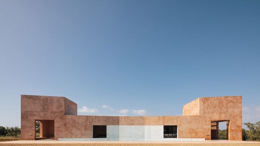 Bak Gordon Arquitectos builds Casa Azul alongside elongated pool