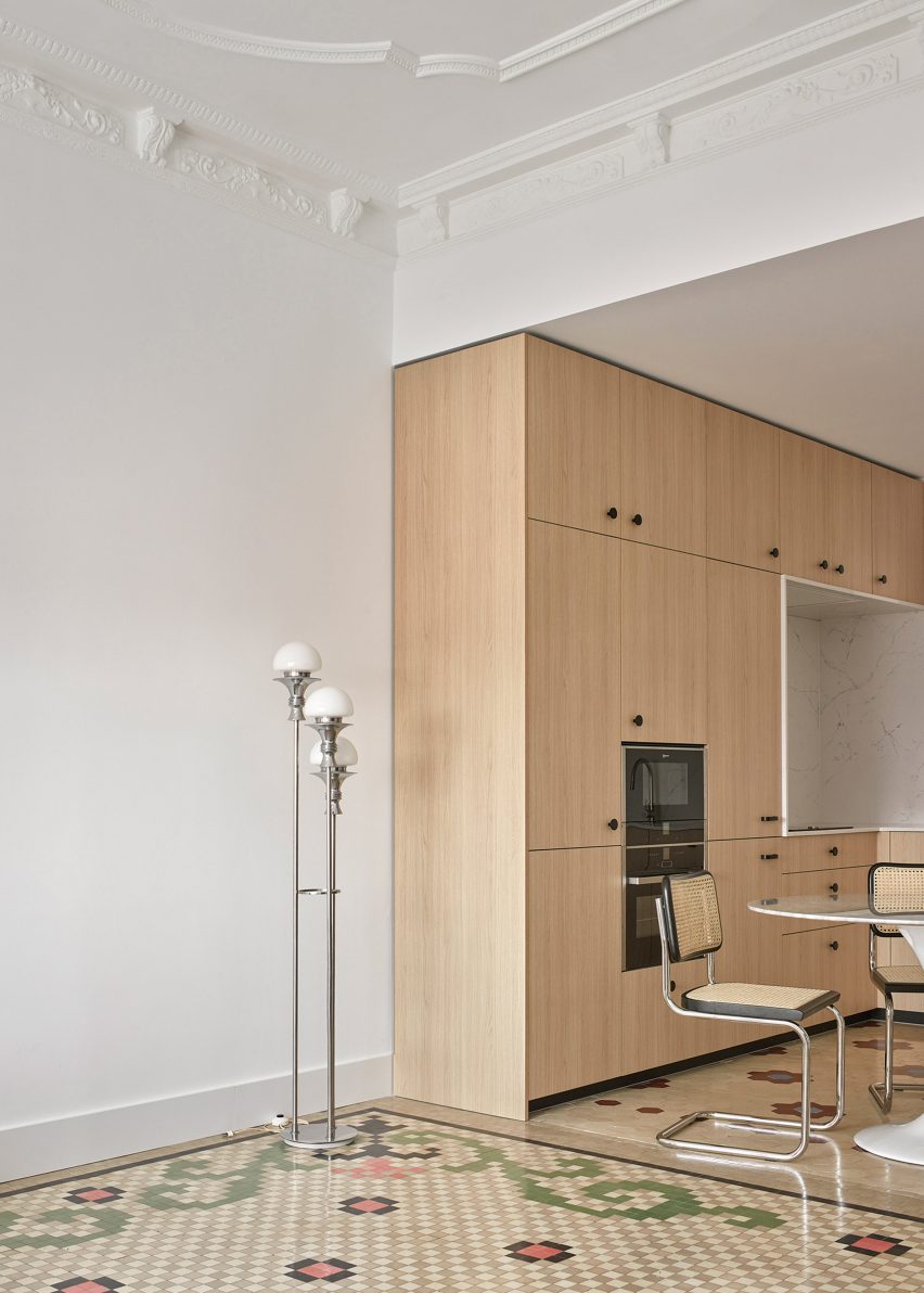 Casa Cas 8 by DG Arquitecto