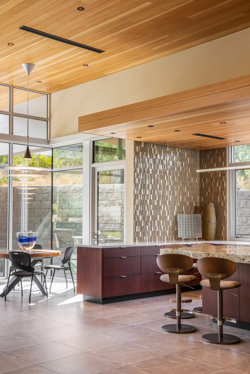 Echo Canyon Residence by Kendle Design Collaborative