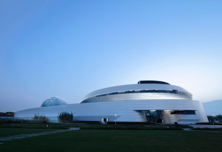 Shanghai Astronomy Museum by Ennead Architects 