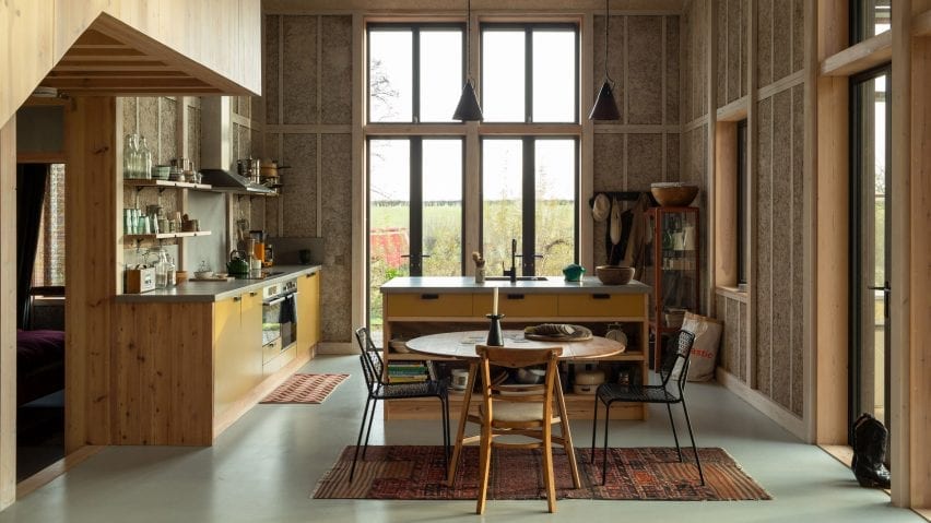 Flat House kitchen