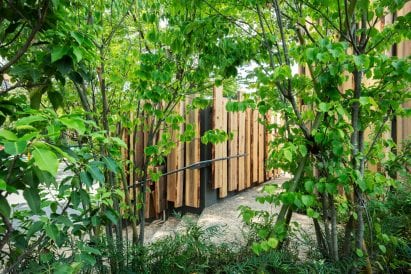 Nabeshima Shoto Park public toilet