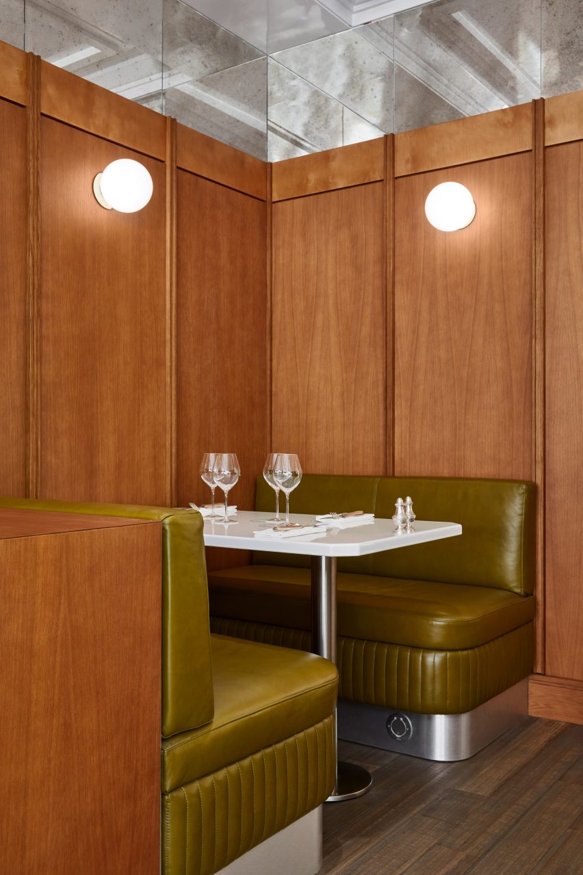 Abstinence restaurant interior by Lizée-Hugot