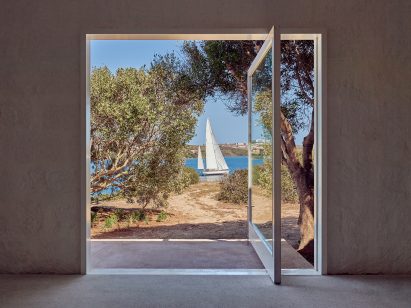 The gallery overlooks the sea