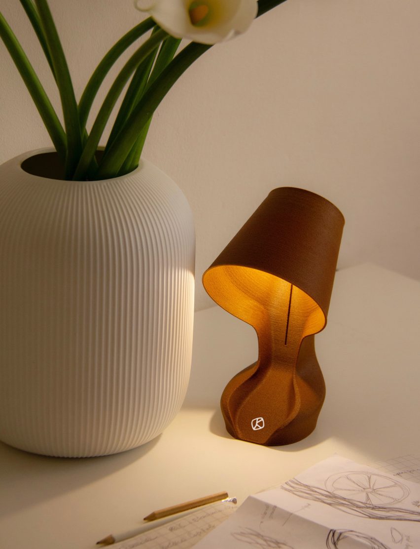 ohmie orange lamp