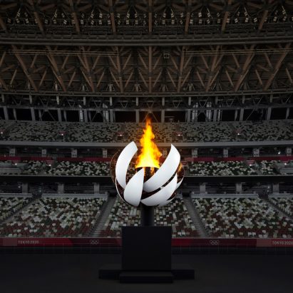 Spherical Olympic cauldron with hydrogen-powered flame by Nendo