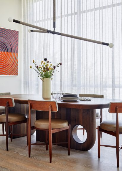 Dining area of Sag Harbor 2 in the Hamptons