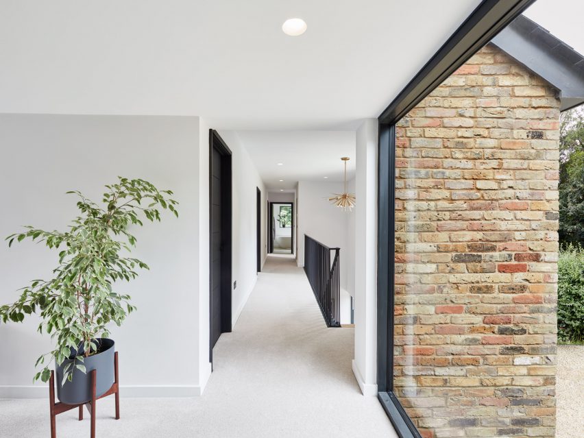 The white interiors of Samarkand by Napier Clarke Architects