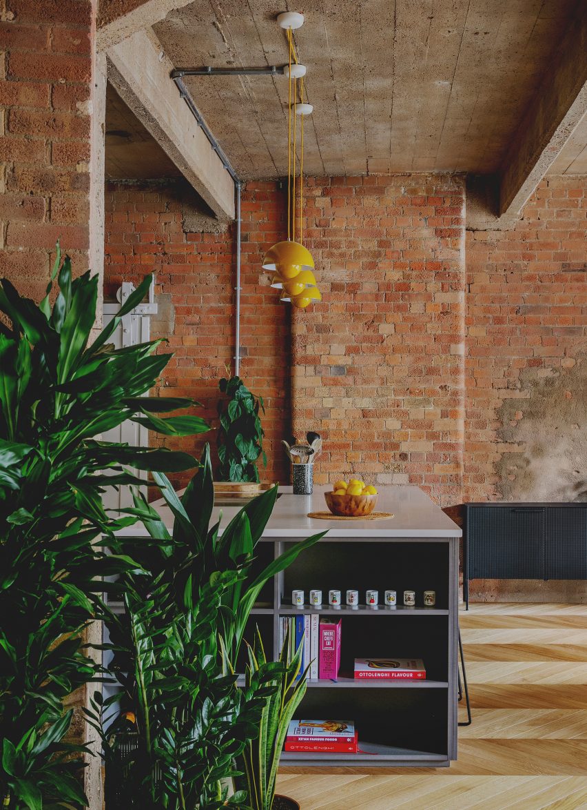 St John Street warehouse apartment by Emil Eve Architects