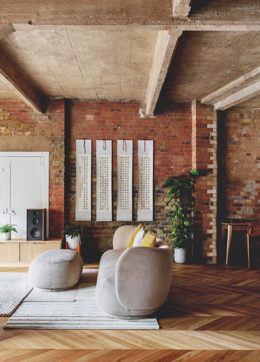 St John Street warehouse apartment by Emil Eve Architects