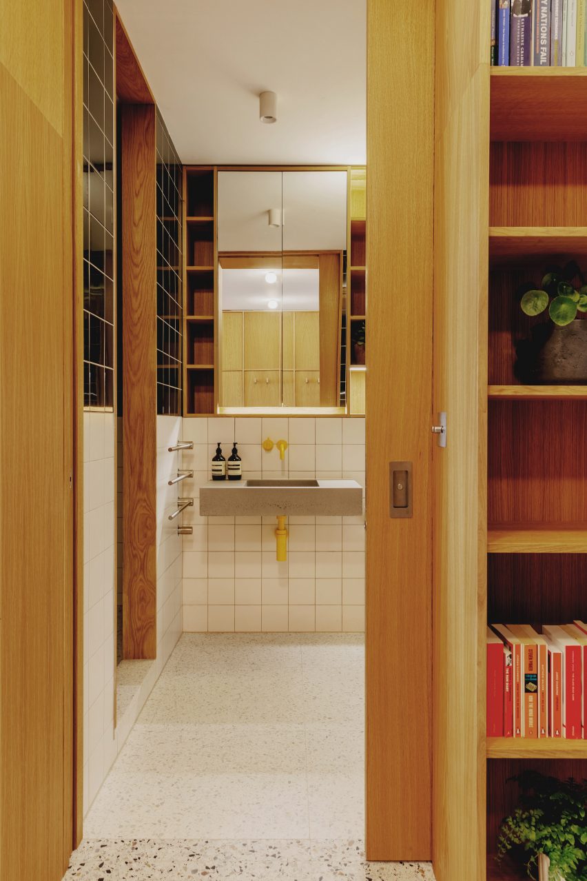Bathroom in St John Street warehouse apartment by Emil Eve Architects