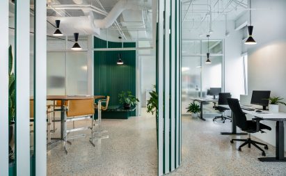 Swiss Consulate interiors by HHF and Kwong Von Glinow 