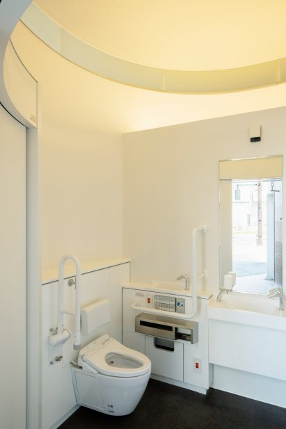 Accessible toilet in Japan