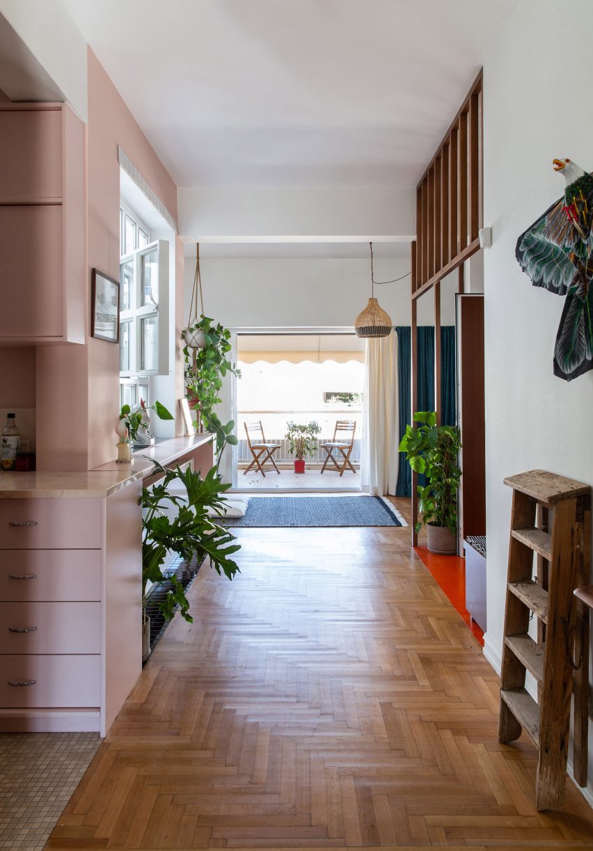 Trikoupi apartment by Point Supreme