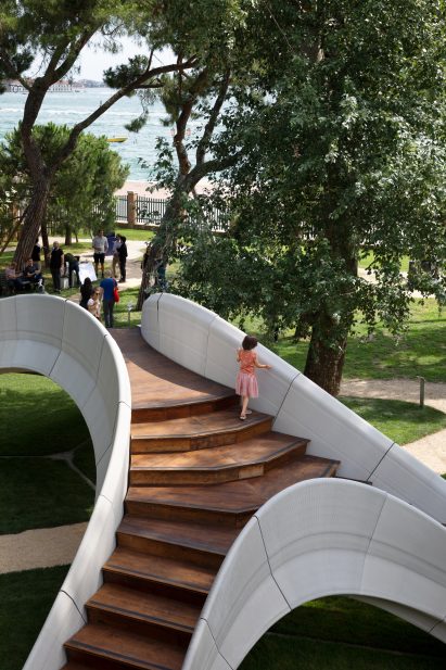 It was built using 53 3D-printed concrete blocks