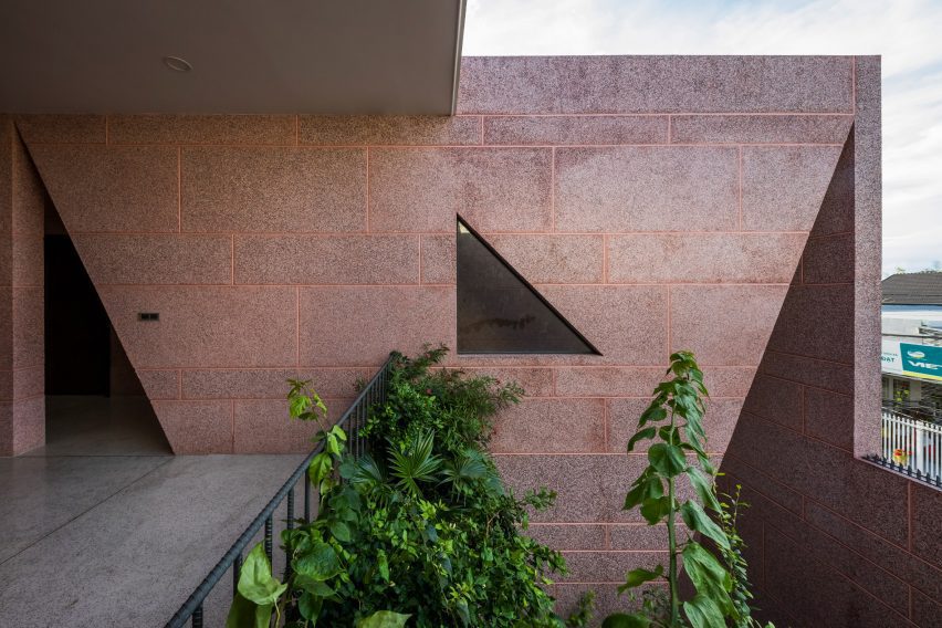 the pink house by 23o5studio