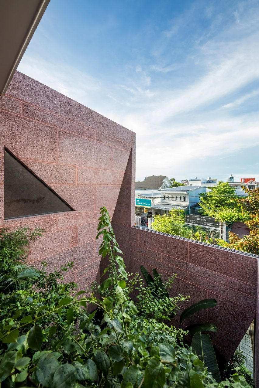 the pink house by 23o5studio