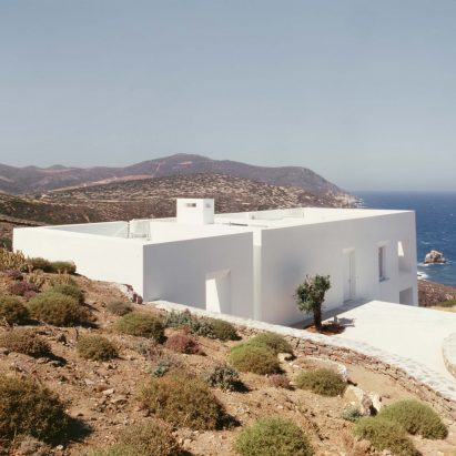 Avlakia House by ARP