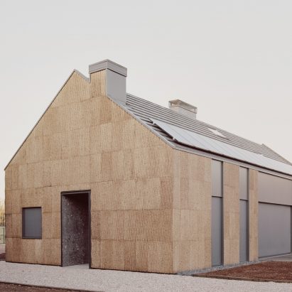Casa 4 – The house of wood, straw and cork by LCA ARCHITETTI