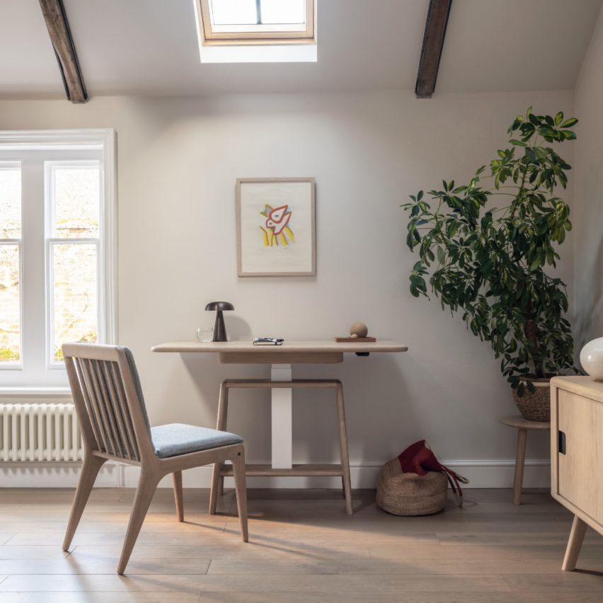 The Noa Desk