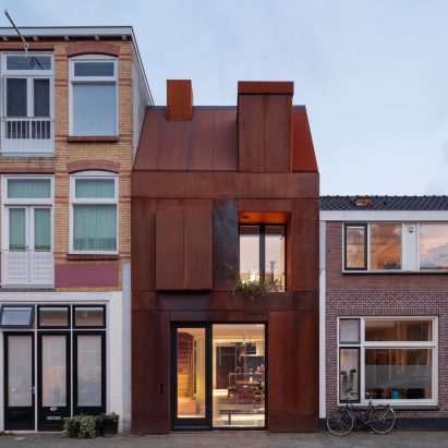 Steel Craft House by Zecc Architecten