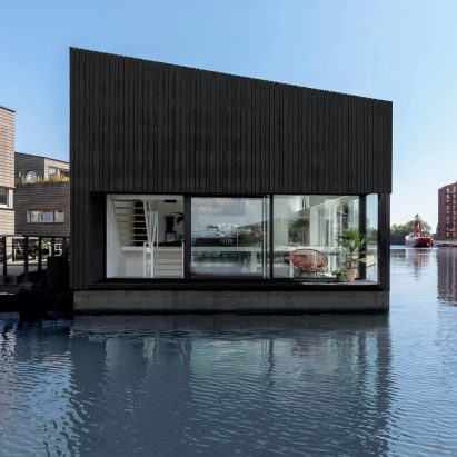 Floating Home by i29 interior architects